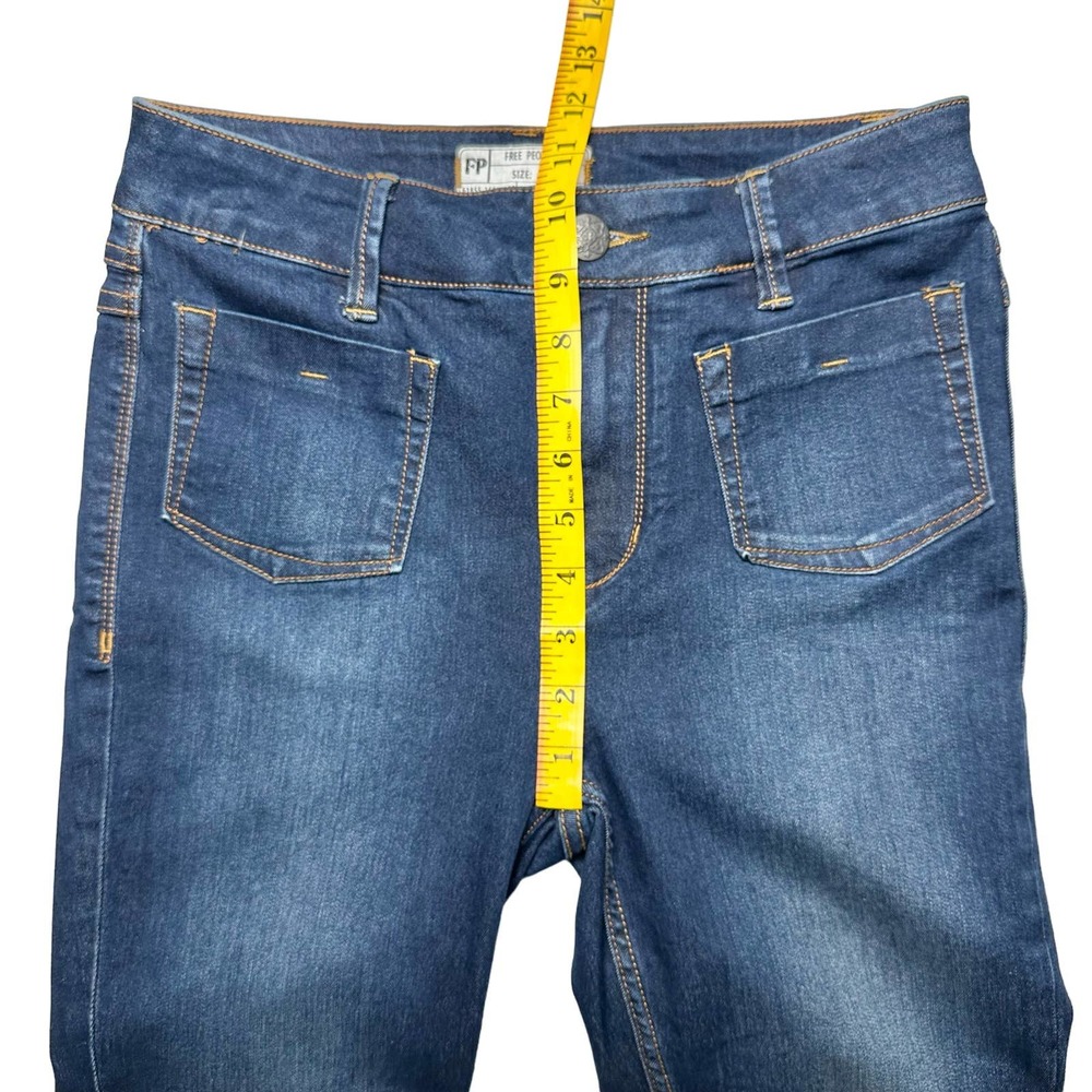 Free People | Women | Dark Wash Mid Rise Stretch Skinny Jeans | Size 27 - Picture 4 of 9